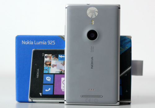 Nokia-Lumia-925-4-JPG-13774869-2568-2044